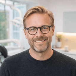 Dr. Marcus Holm